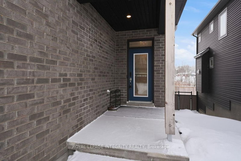 605 Enclave Lane, Clarence-Rockland, K4K 0M8 | Image 2