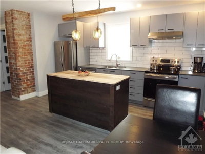 Unit 2 — 381 Cooper Street E — photo 5
