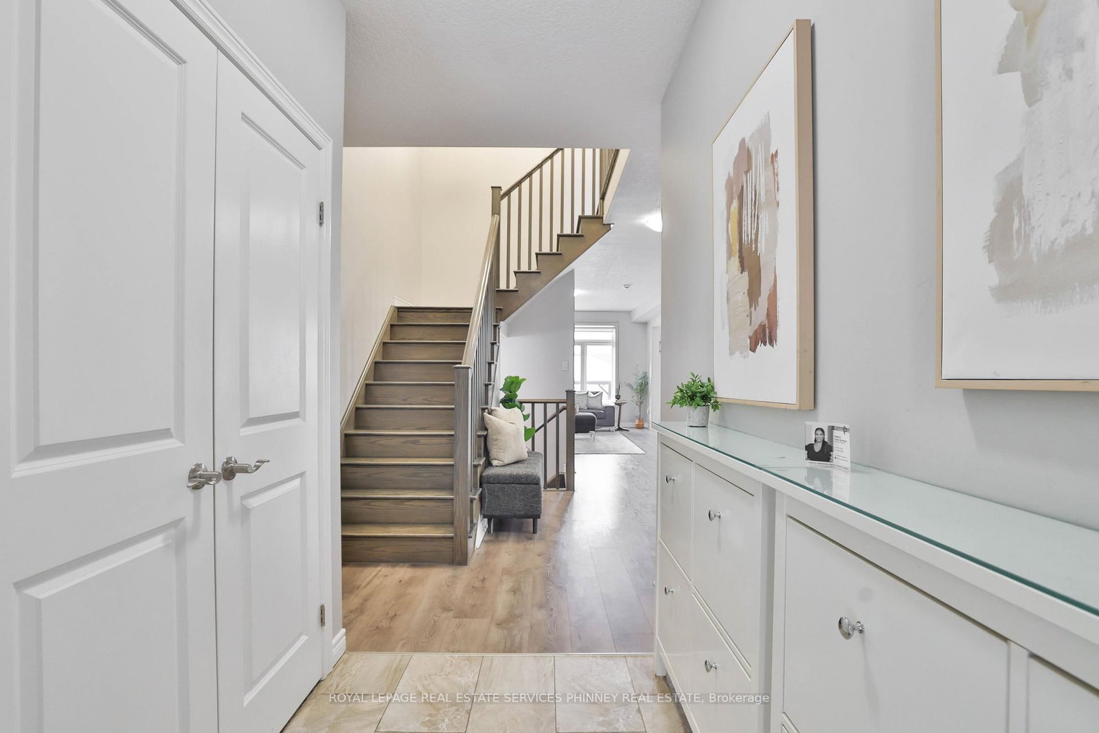 Detached House for sale at 15 Cutts Crescent, Hamilton, Ontario, L0R 1C0 - Binbrook - MLS: X12736906