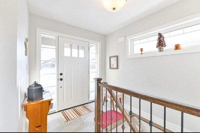 100 Spruce Gardens Court — photo 4