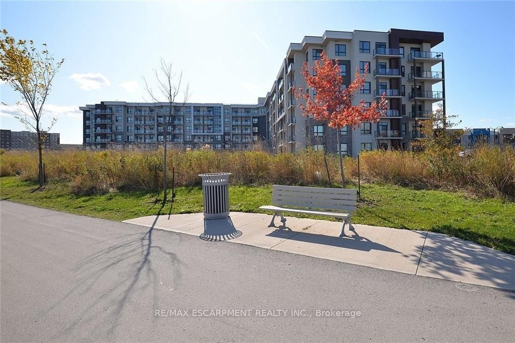 Condo for lease at 628-101 Shoreview Place, Hamilton, Ontario, L8E 0K2 - Lakeshore - MLS: X12737588
