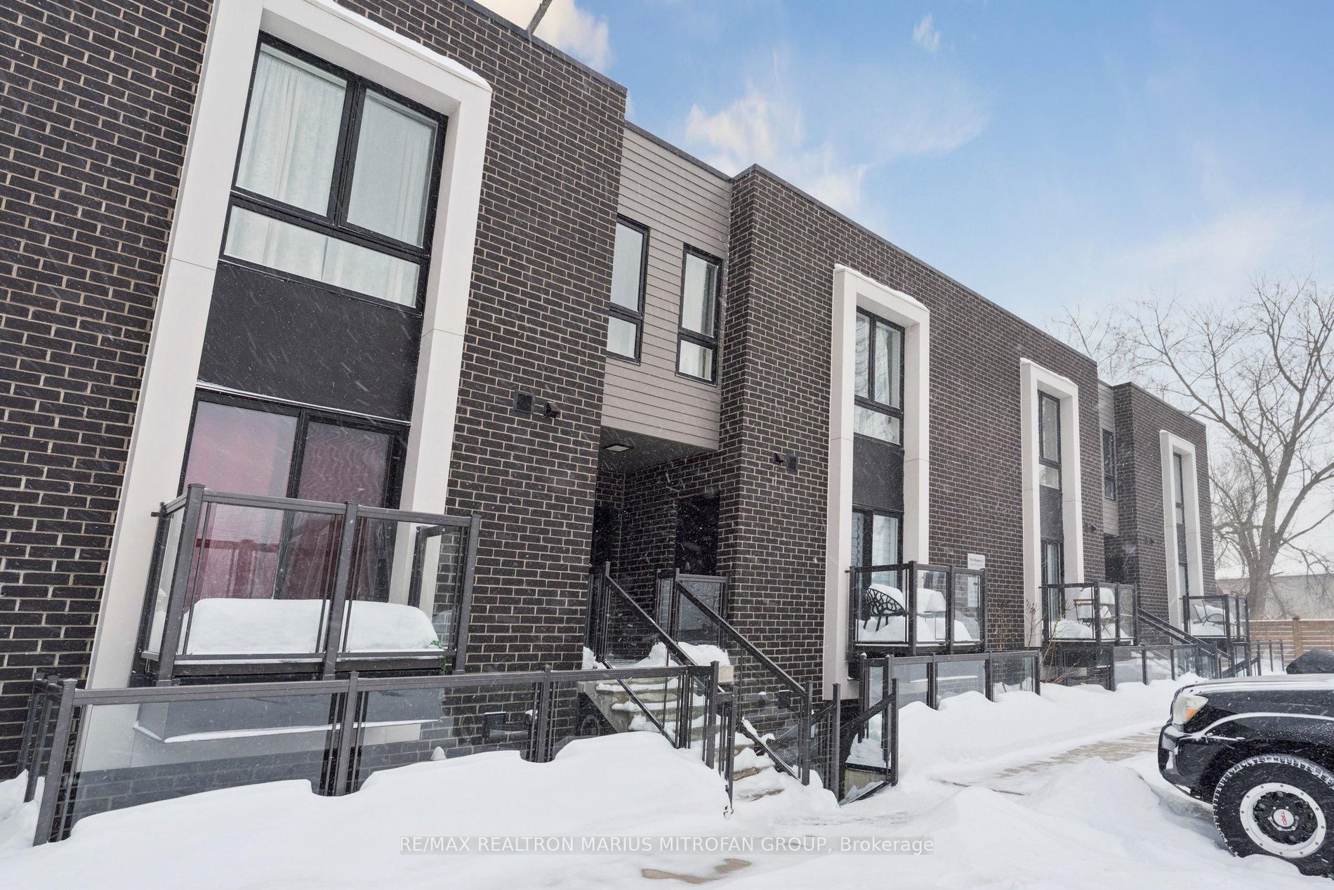 6065 McLeod Road, Unit 204