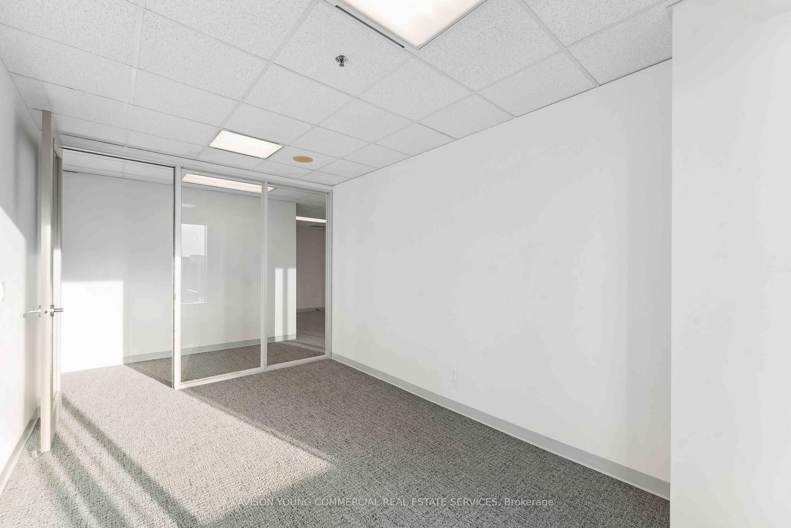 150 Metcalfe Street, Unit 1000 - Photo 11