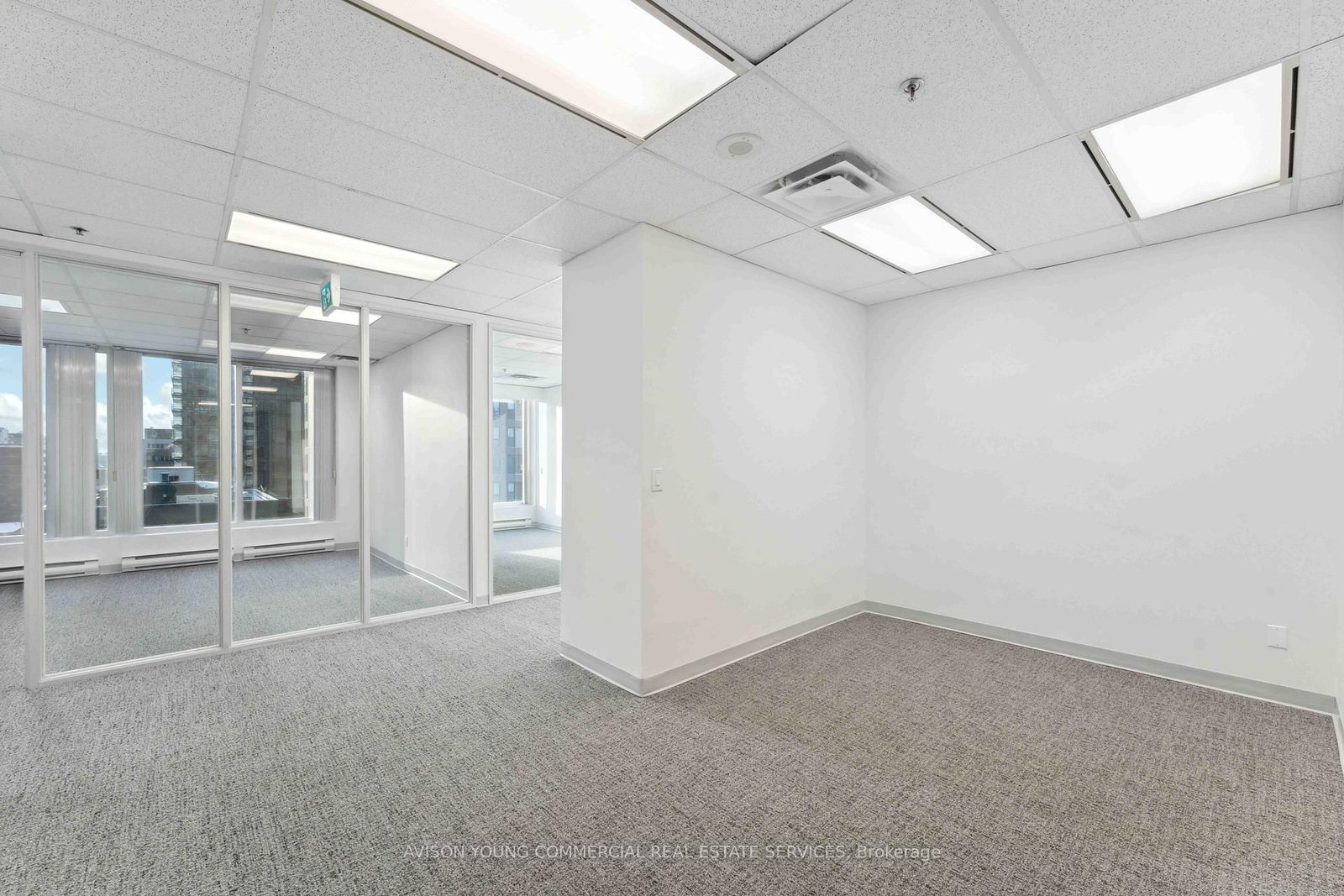 150 Metcalfe Street, Unit 1000 - Photo 5