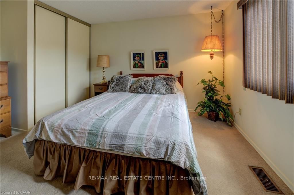 493 Beechwood Drive, Unit 4 - Photo 21