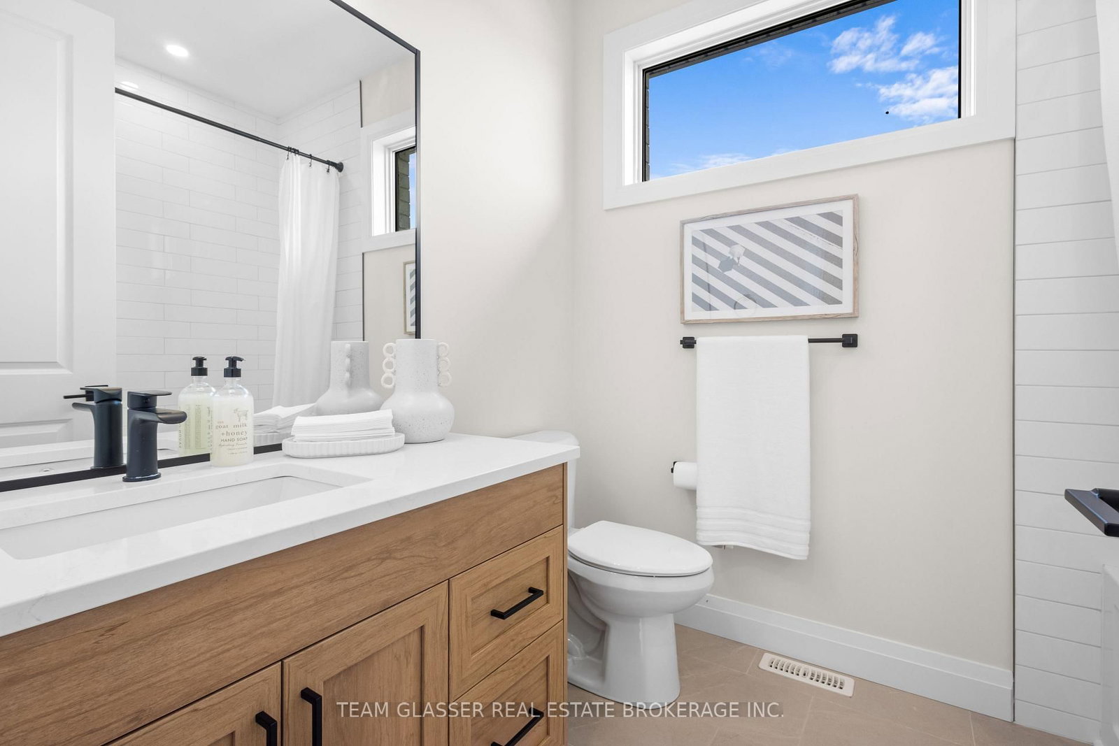 Detached House for sale at 70 Benner Boulevard, Middlesex Centre, Ontario, N0L 1R0 - Kilworth - MLS: X12737842