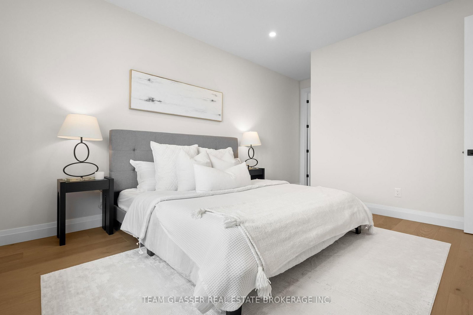 Detached House for sale at 70 Benner Boulevard, Middlesex Centre, Ontario, N0L 1R0 - Kilworth - MLS: X12737842