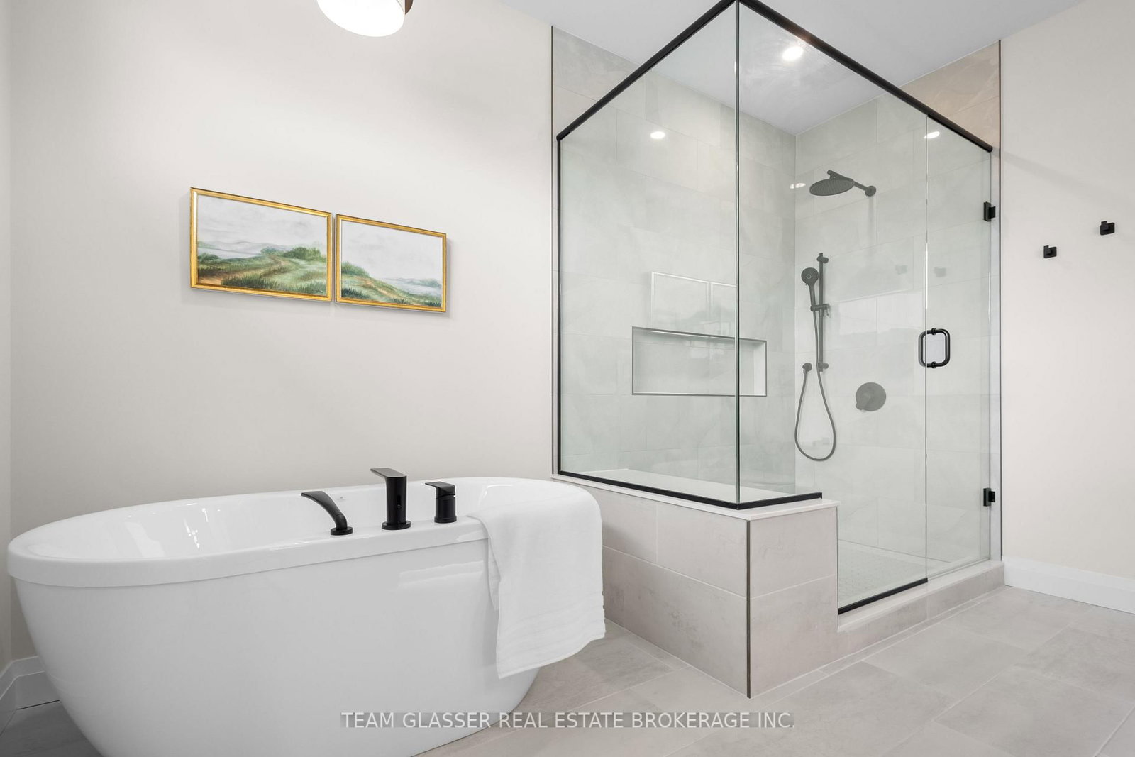 Detached House for sale at 70 Benner Boulevard, Middlesex Centre, Ontario, N0L 1R0 - Kilworth - MLS: X12737842