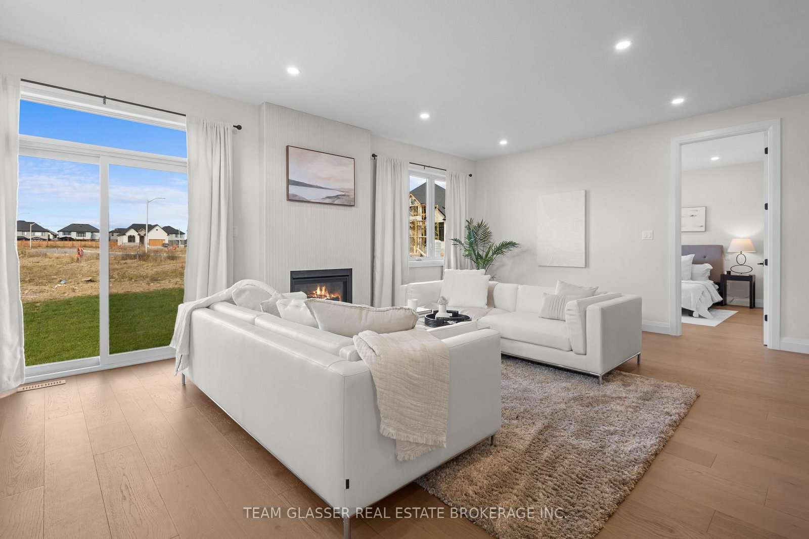 Detached House for sale at 70 Benner Boulevard, Middlesex Centre, Ontario, N0L 1R0 - Kilworth - MLS: X12737842