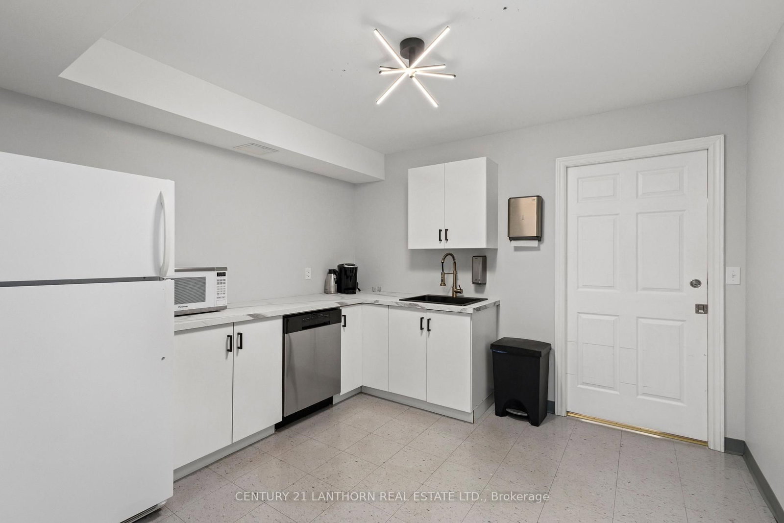 35 Bridge Street, Unit 211 - Photo 6