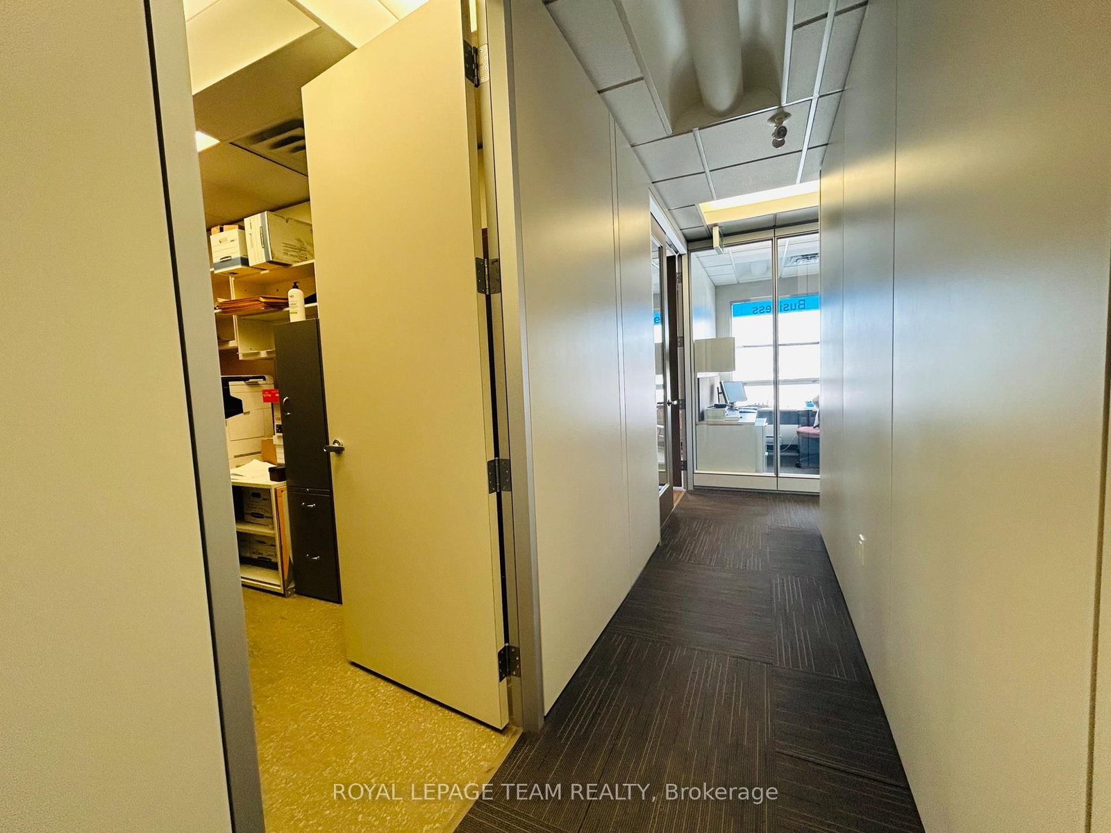 2068 Robertson Road, Unit 201 - Photo 16