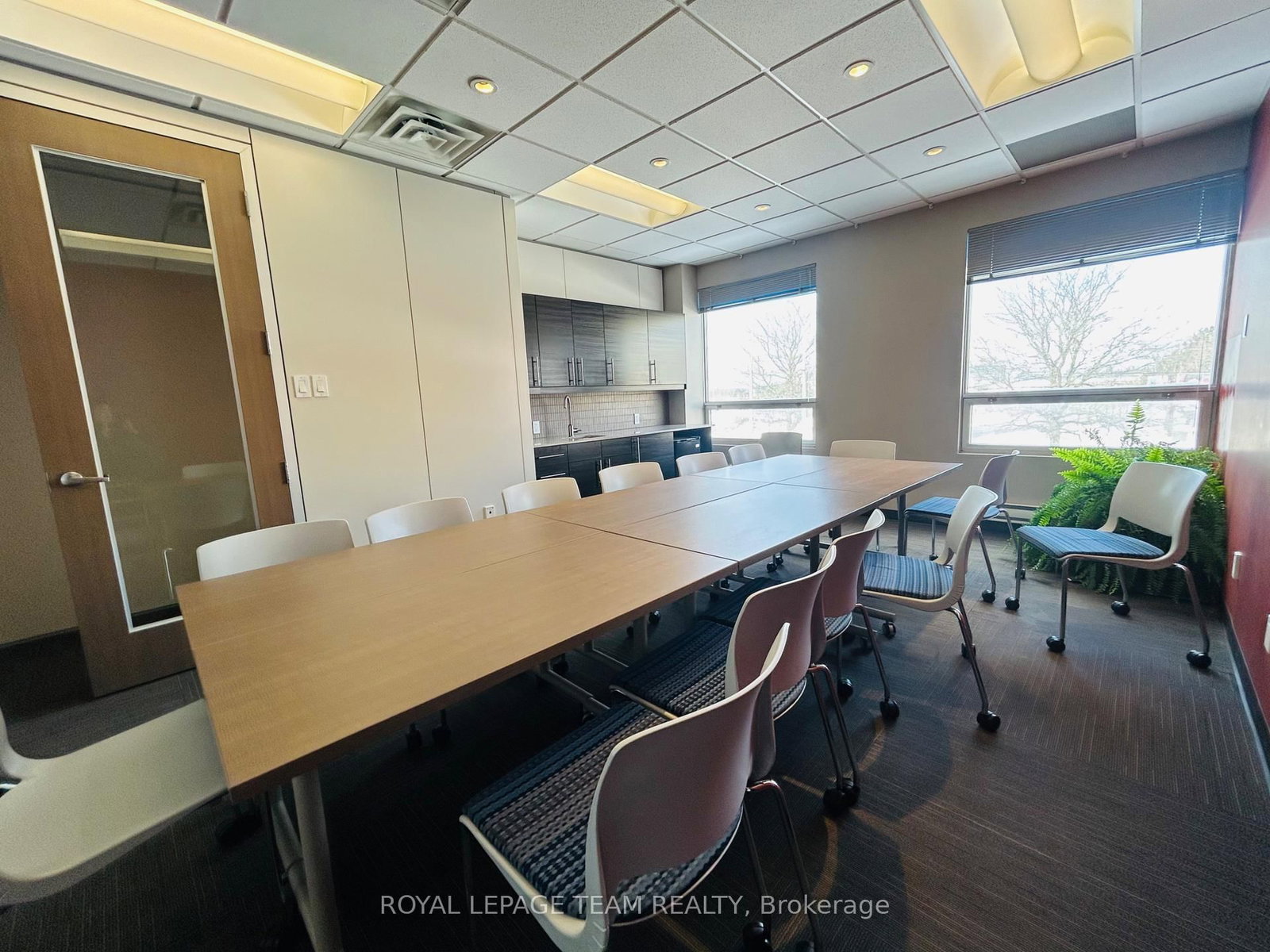 2068 Robertson Road, Unit 201 - Photo 24