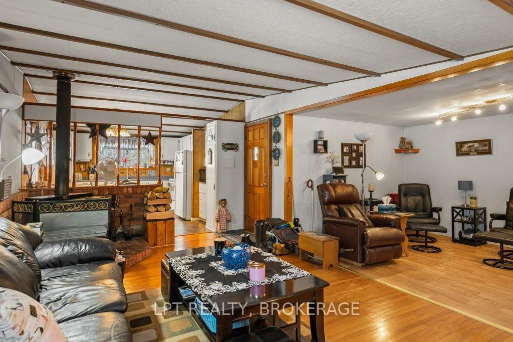 1023 Moon Road • Godfrey, ON photo 16
