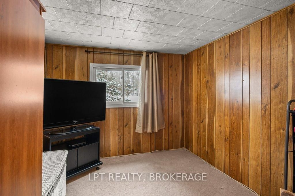 1023 Moon Road • Godfrey, ON photo 20