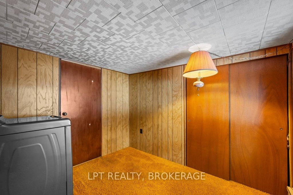 1023 Moon Road • Godfrey, ON photo 23