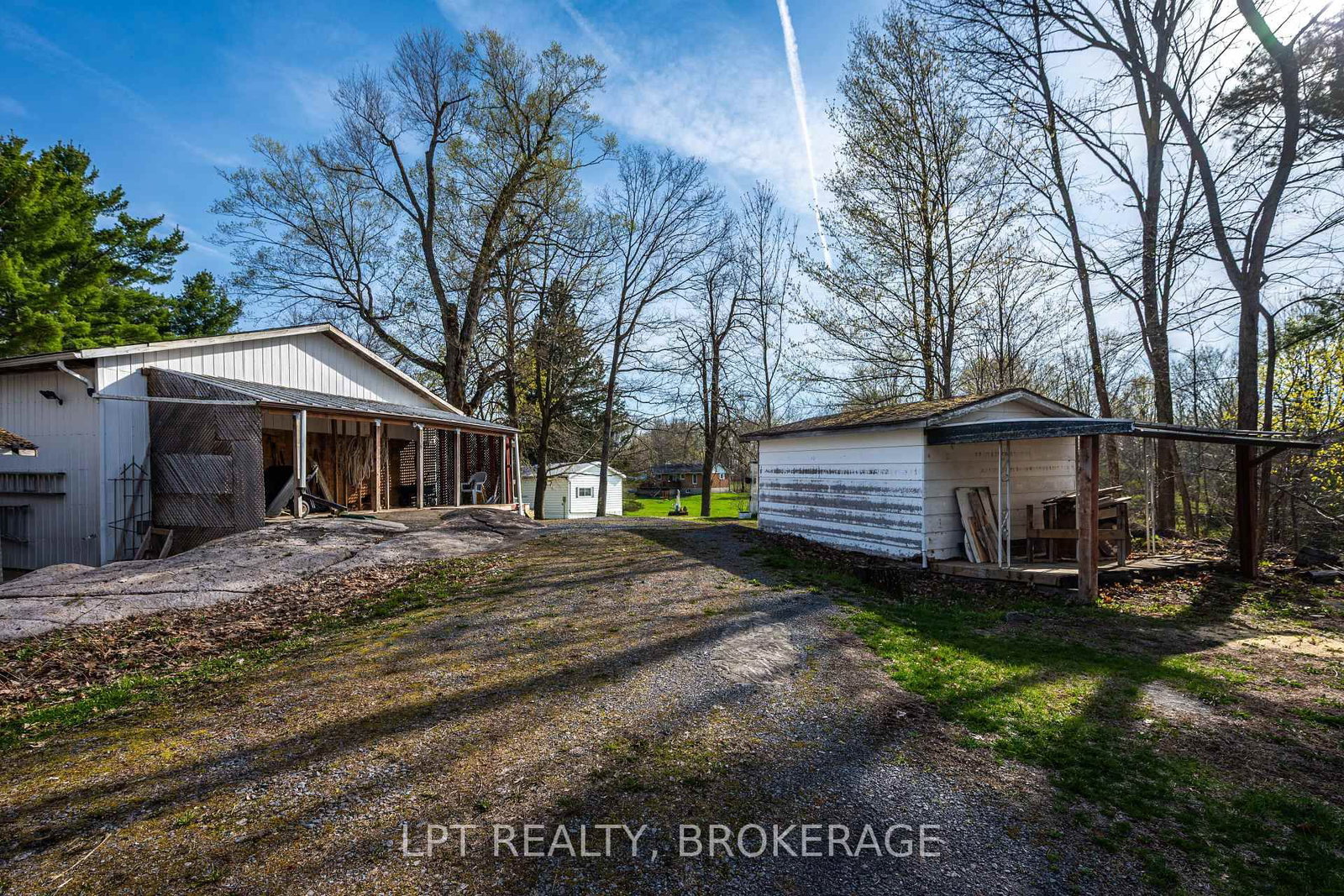 1023 Moon Road • Godfrey, ON photo 3