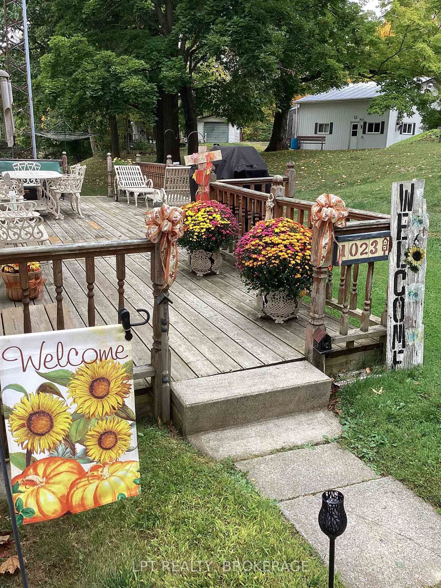 1023 Moon Road • Godfrey, ON photo 40
