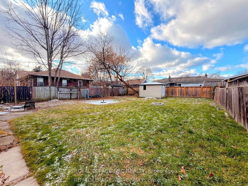 557 Geneva St, St. Catharines, L2N 2J1 | Image 3