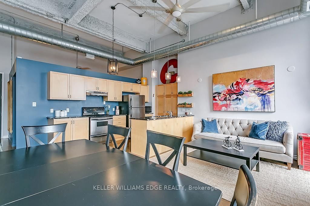 Condo for sale at 311-11 Rebecca Street, Hamilton, Ontario, L8R 3H7 - Beasley - MLS: X12739346