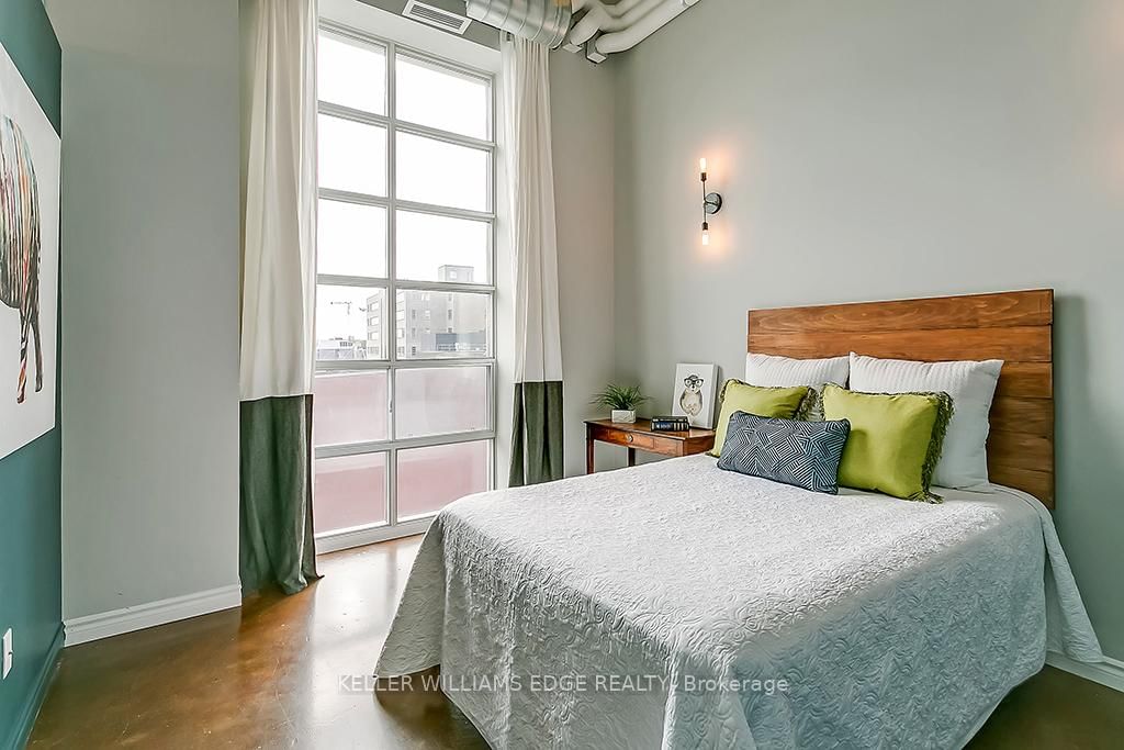 Condo for sale at 311-11 Rebecca Street, Hamilton, Ontario, L8R 3H7 - Beasley - MLS: X12739346