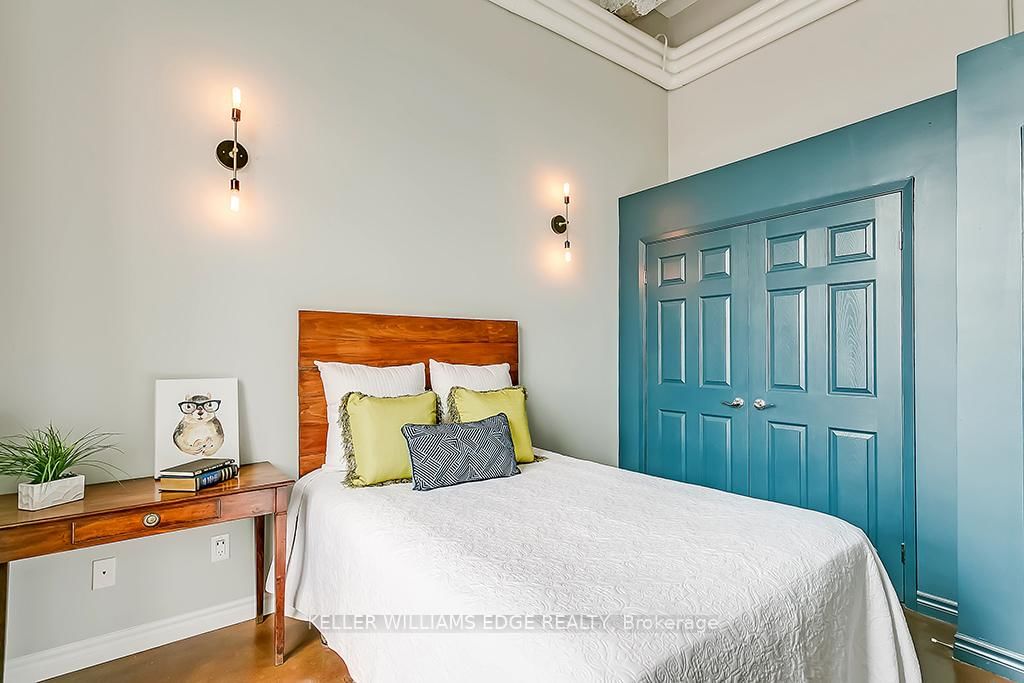 Condo for sale at 311-11 Rebecca Street, Hamilton, Ontario, L8R 3H7 - Beasley - MLS: X12739346