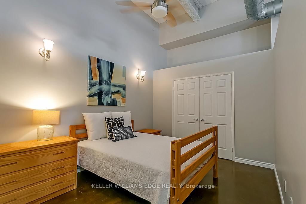 Condo for sale at 311-11 Rebecca Street, Hamilton, Ontario, L8R 3H7 - Beasley - MLS: X12739346