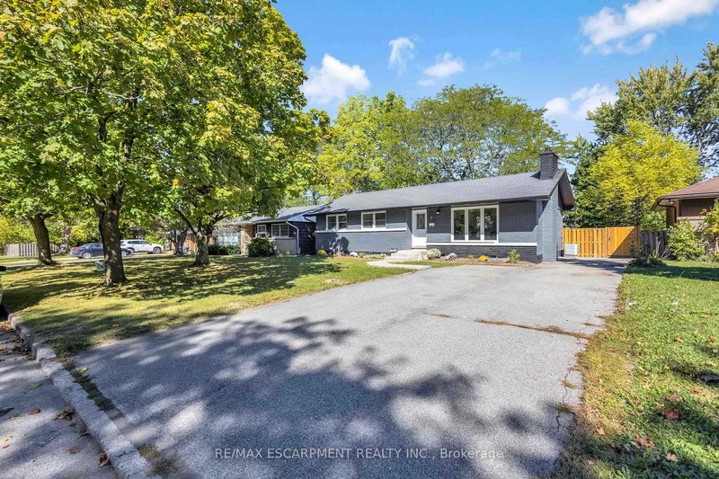 home for sale on 7 Swan Drive