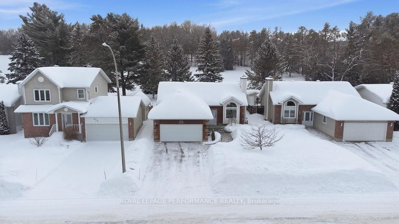 333 Bonavista St, Clarence-Rockland, K4K 1N7 | Image 2