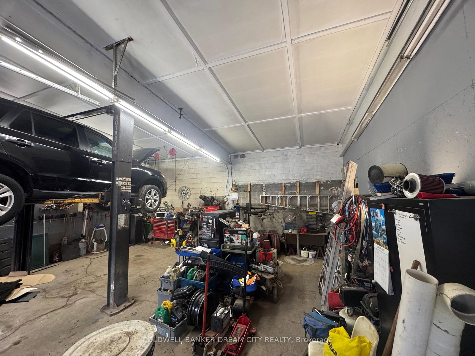 165 King Street W - Photo 9