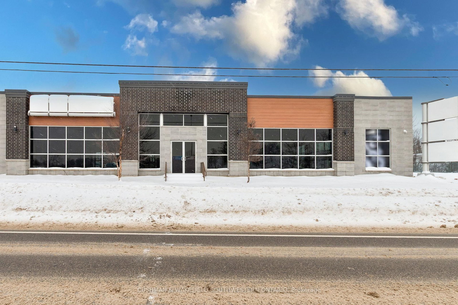 1331 Hyde Park Road, Unit B1 - Photo 2