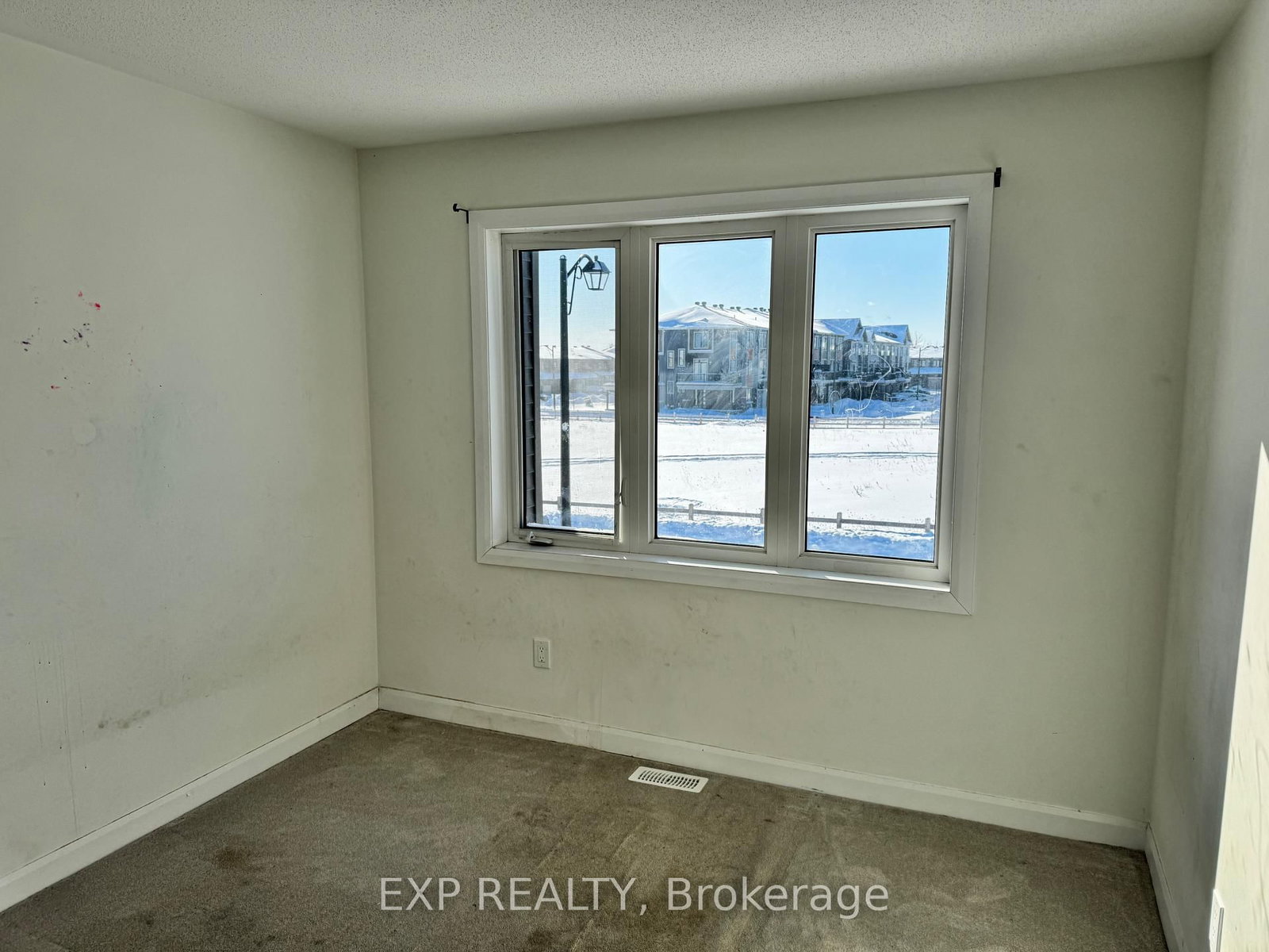 Townhouse for sale at 2063 Caltra Crescent, Ottawa, Ontario, K2J 6V4 - Barrhaven - Half Moon Bay - MLS: X12740126