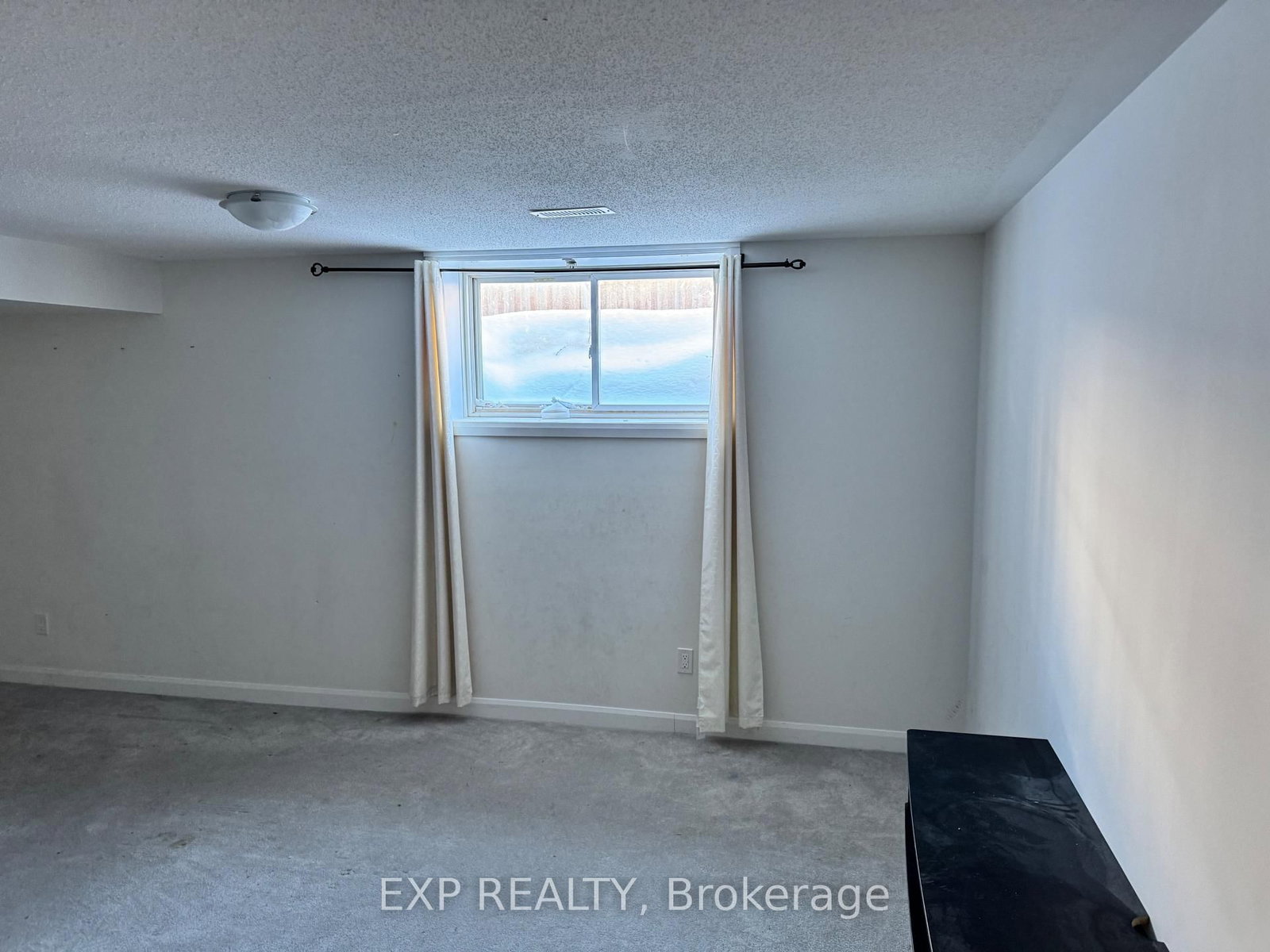 Townhouse for sale at 2063 Caltra Crescent, Ottawa, Ontario, K2J 6V4 - Barrhaven - Half Moon Bay - MLS: X12740126