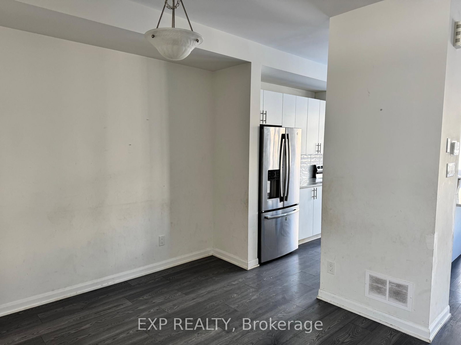 Townhouse for sale at 2063 Caltra Crescent, Ottawa, Ontario, K2J 6V4 - Barrhaven - Half Moon Bay - MLS: X12740126