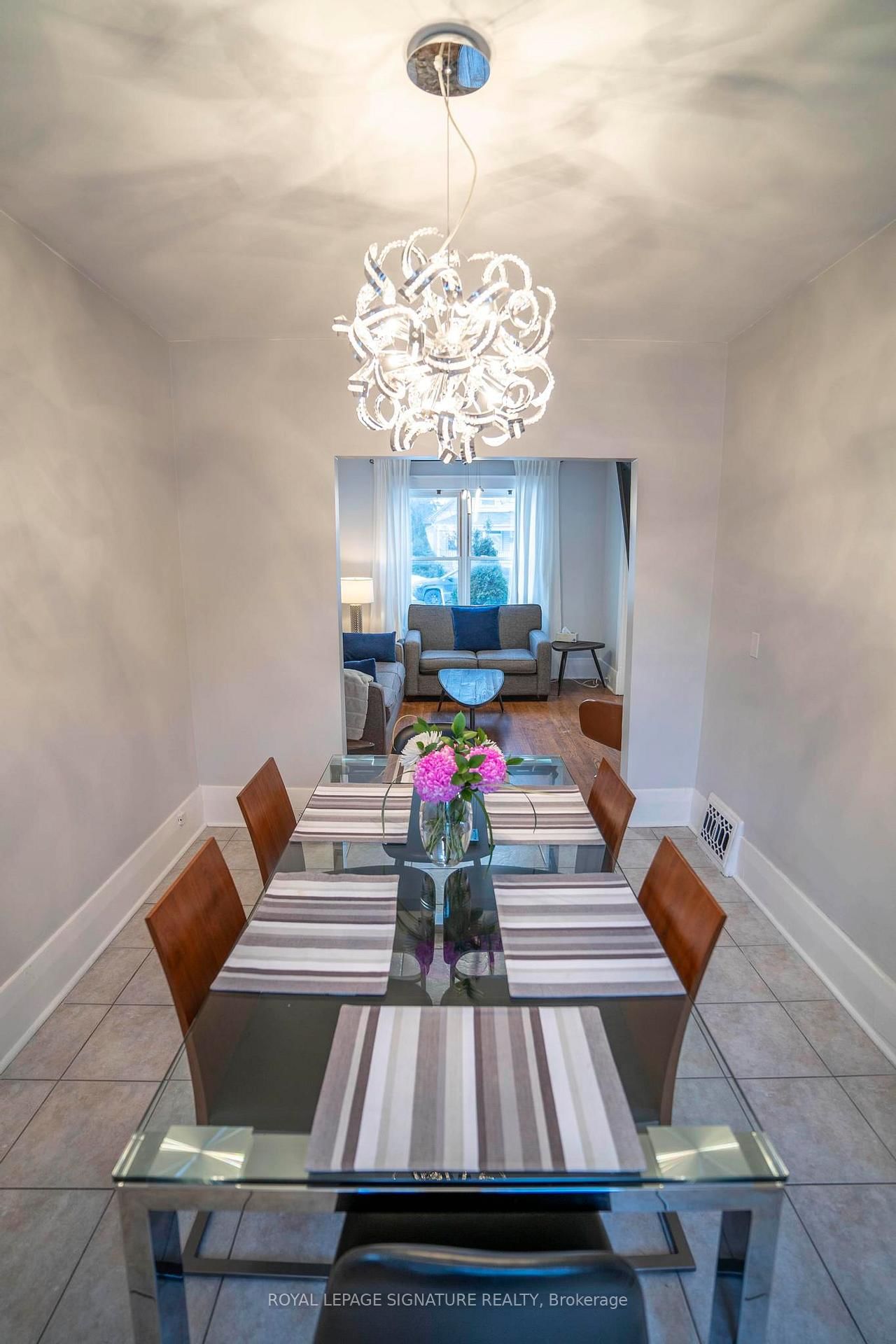 Detached House for sale at 2 McDonald Avenue, London North, Ontario, N6G 1B1 - North K - MLS: X12740274