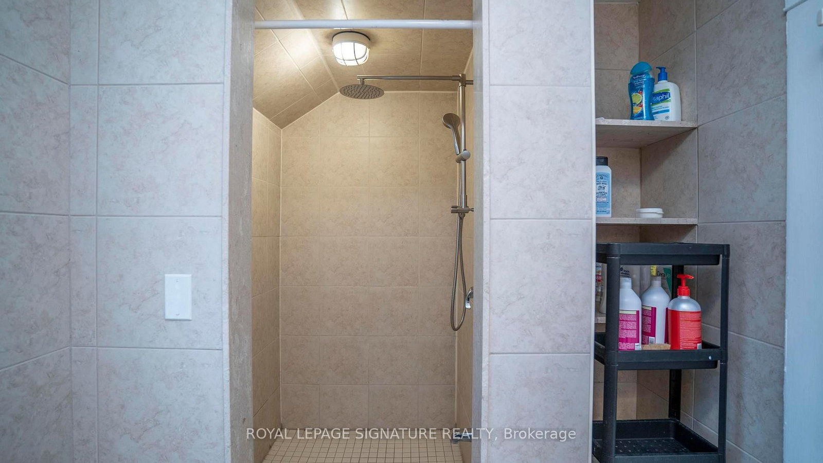 Detached House for sale at 2 McDonald Avenue, London North, Ontario, N6G 1B1 - North K - MLS: X12740274