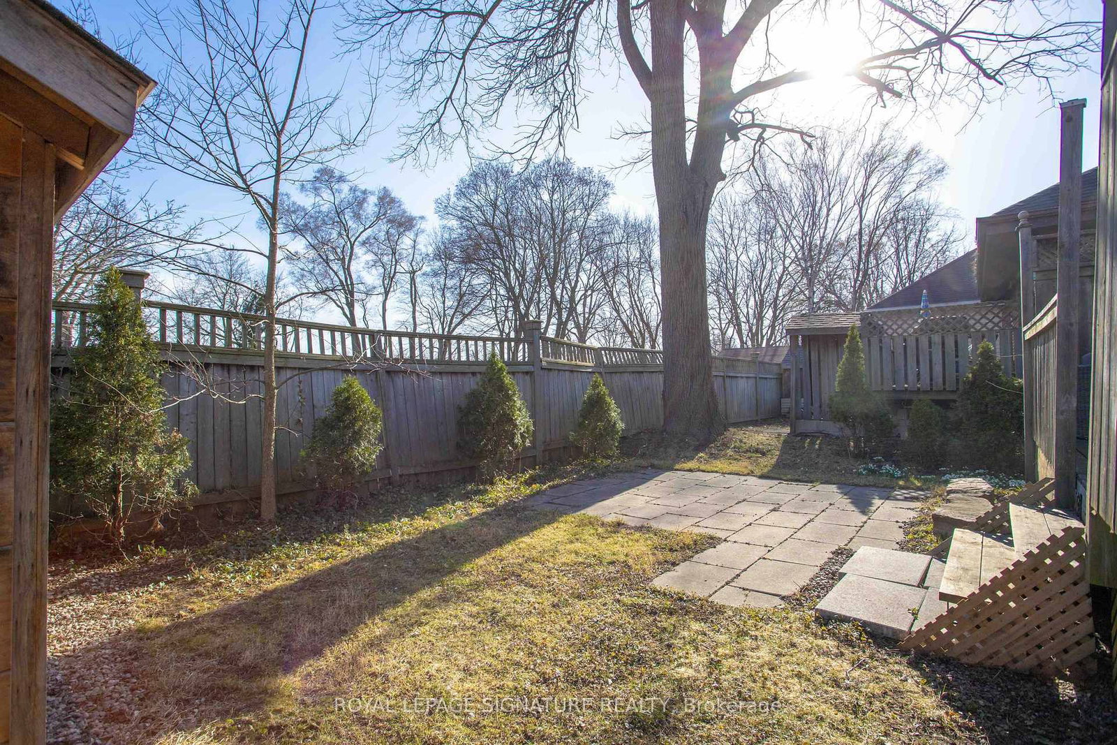 Detached House for sale at 2 McDonald Avenue, London North, Ontario, N6G 1B1 - North K - MLS: X12740274