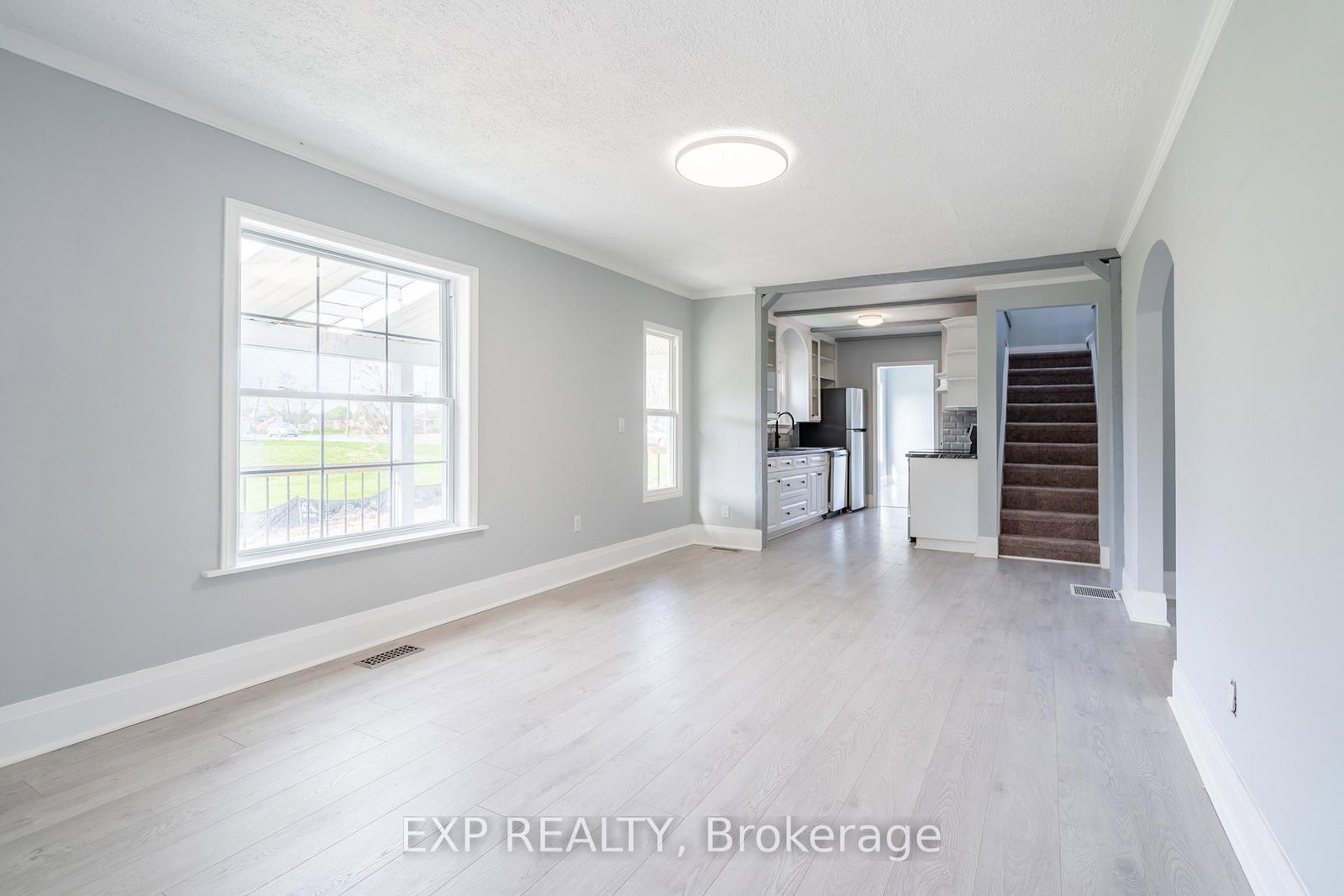 Detached House for sale at 728 Gorham Road, Fort Erie, Ontario, L0S 1N0 - Point Abino - MLS: X12740508