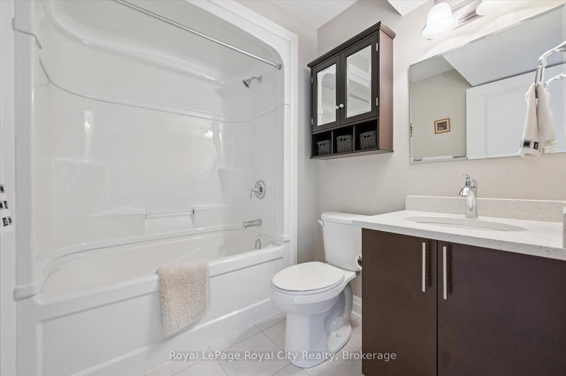 113 ABERDEEN St, Centre Wellington, N1M 0B8 | Image 3