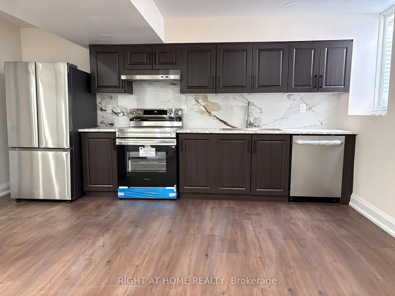 Lower - 675 Anishinaabe Dr, Shelburne, L9V 3Y5 | Image 2