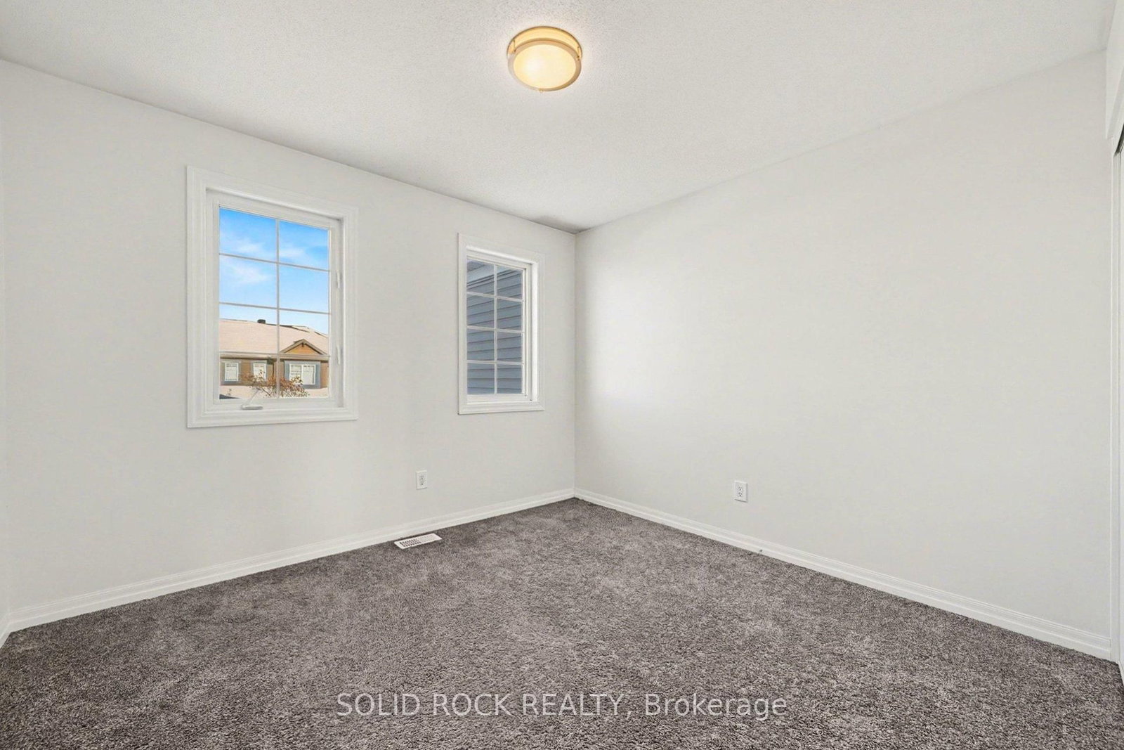 Townhouse for sale at 407 White Arctic Avenue, Ottawa, Ontario, K2J 5W5 - Barrhaven - Half Moon Bay - MLS: X12741652