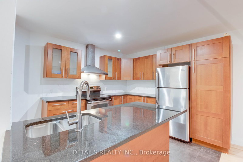 1106 Bathgate Dr, Ottawa, K1J 8G1 | Image 3