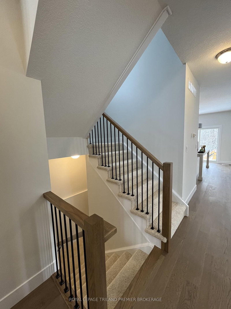 2698 BOBOLINK Lane, London South, N6M 0J9 | Image 3