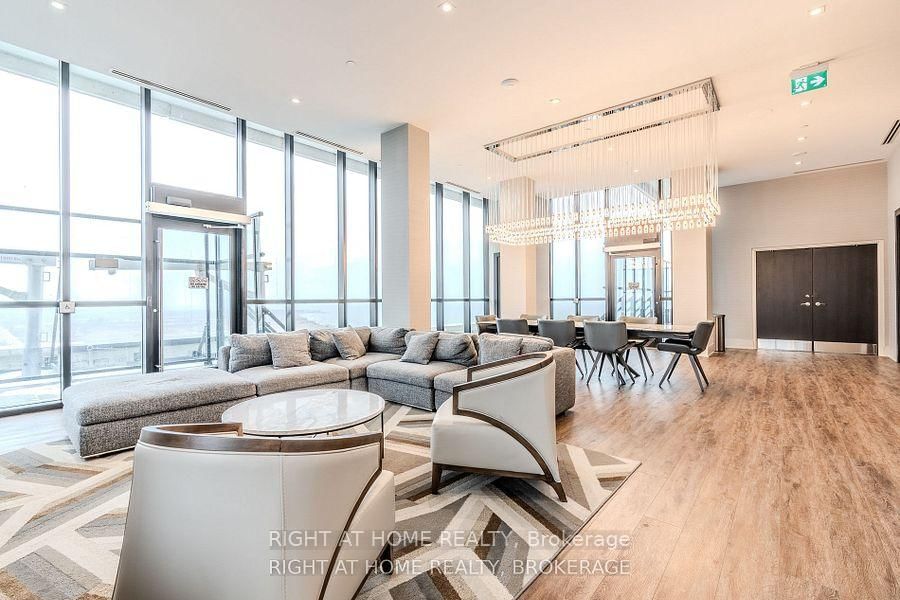 385 Winston Road, Unit 804 - Photo 12