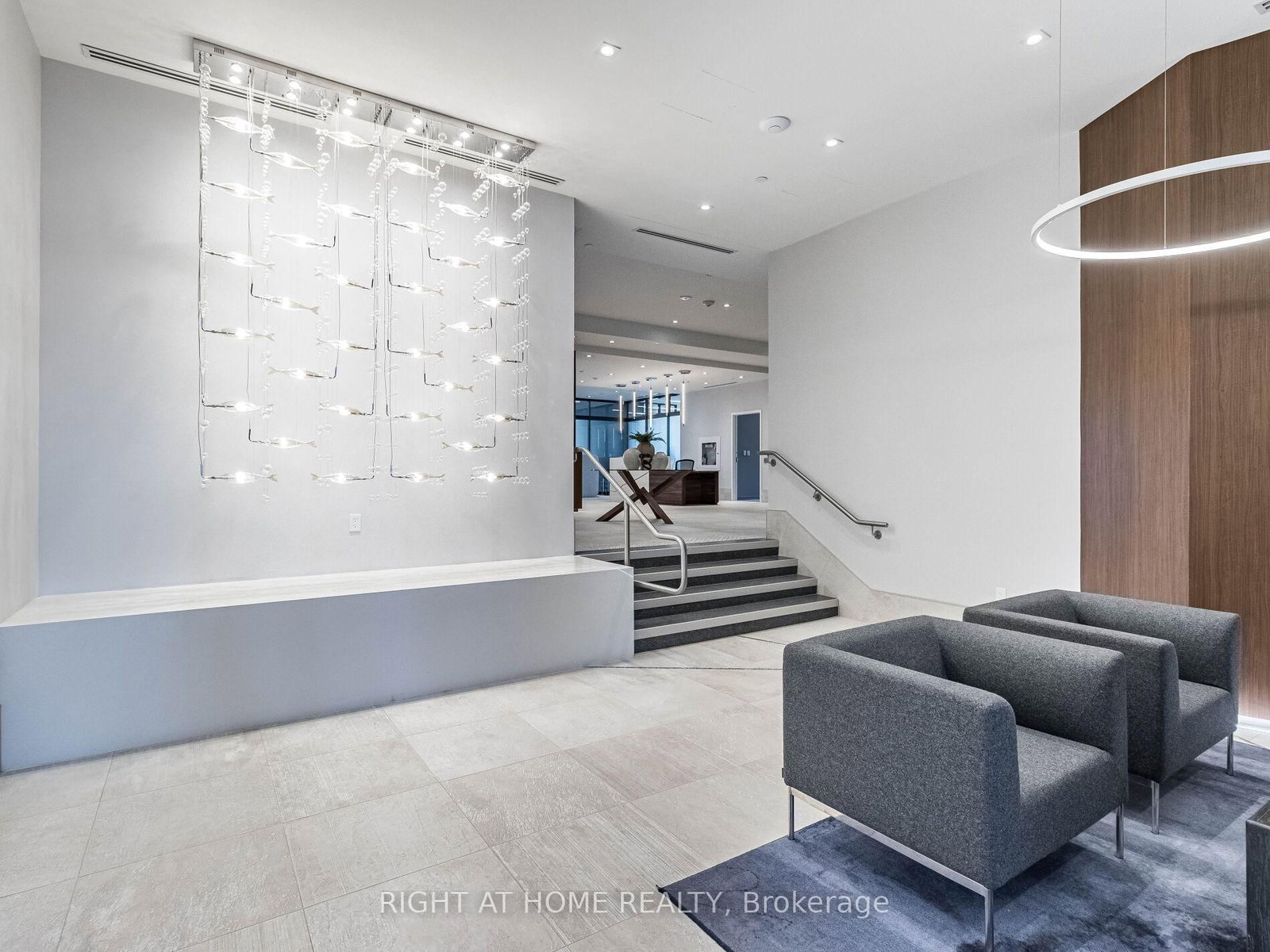 385 Winston Road, Unit 804 - Photo 17