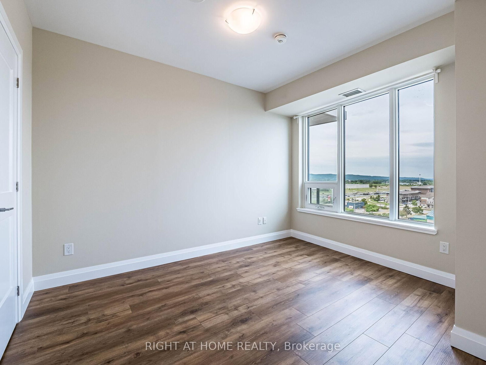 385 Winston Road, Unit 804 - Photo 35