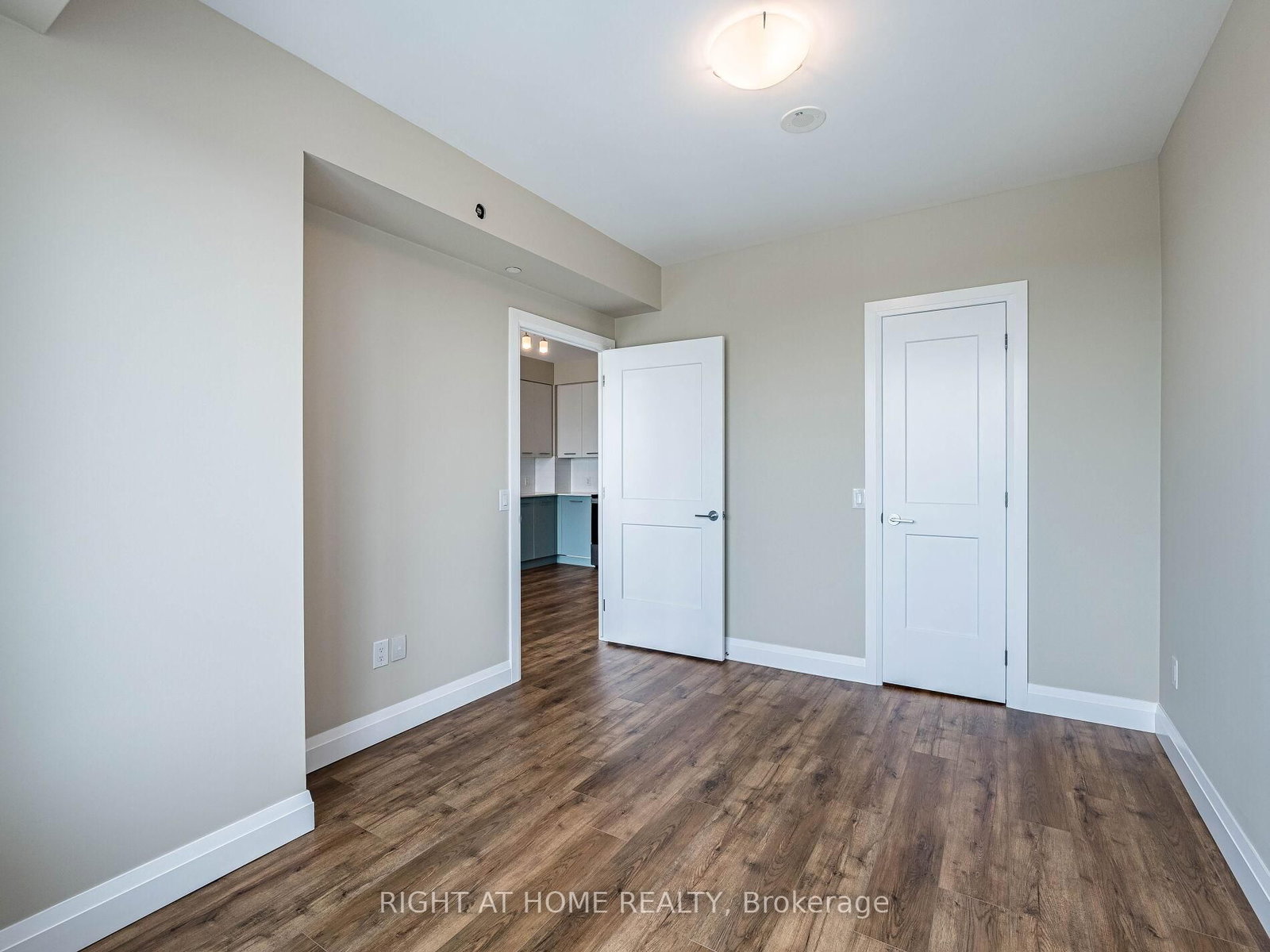 385 Winston Road, Unit 804 - Photo 37