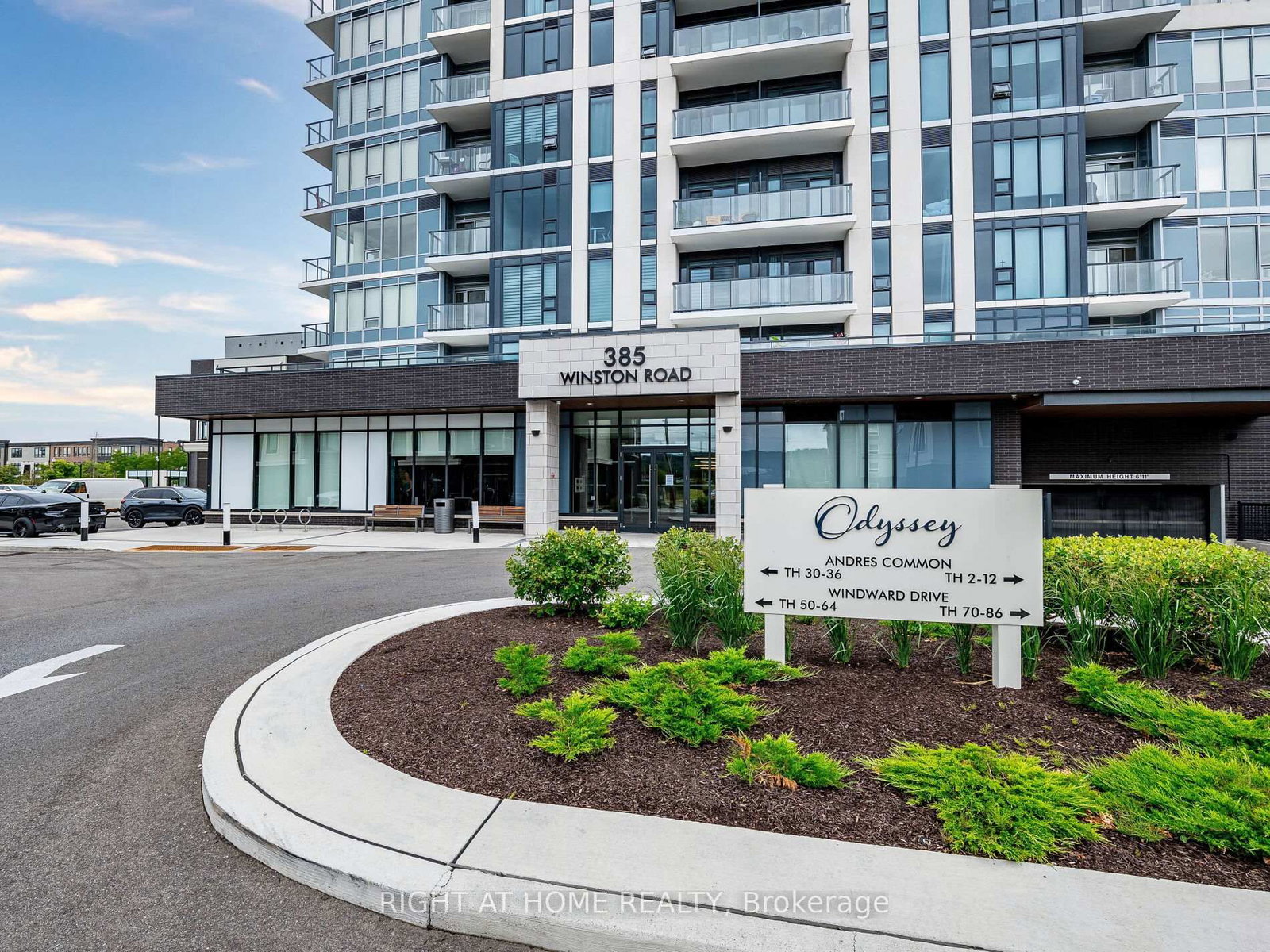 385 Winston Road, Unit 804 - Photo 7