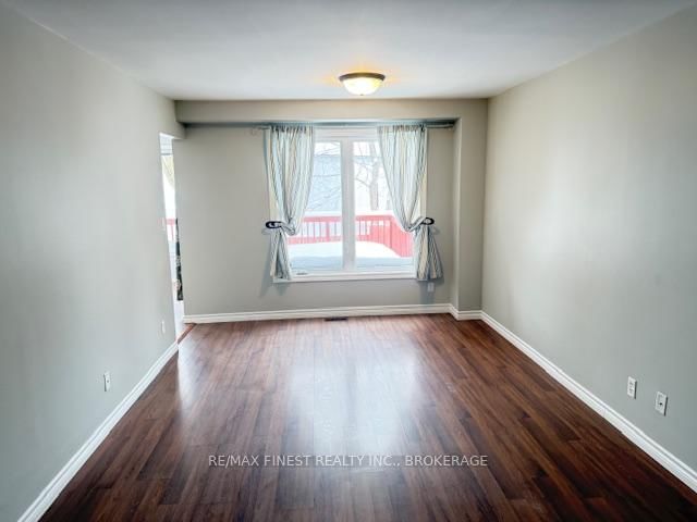 936 Killarney Cres, Kingston, K7M 8E1 | Image 3