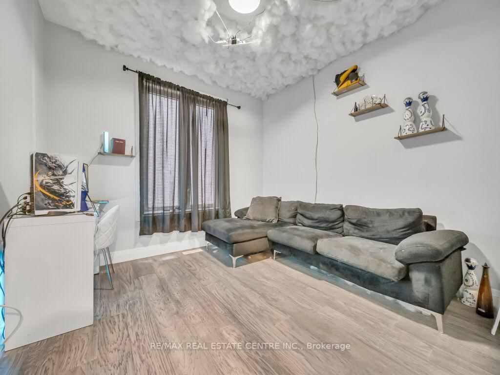 3374 Oriole Drive - Photo 18