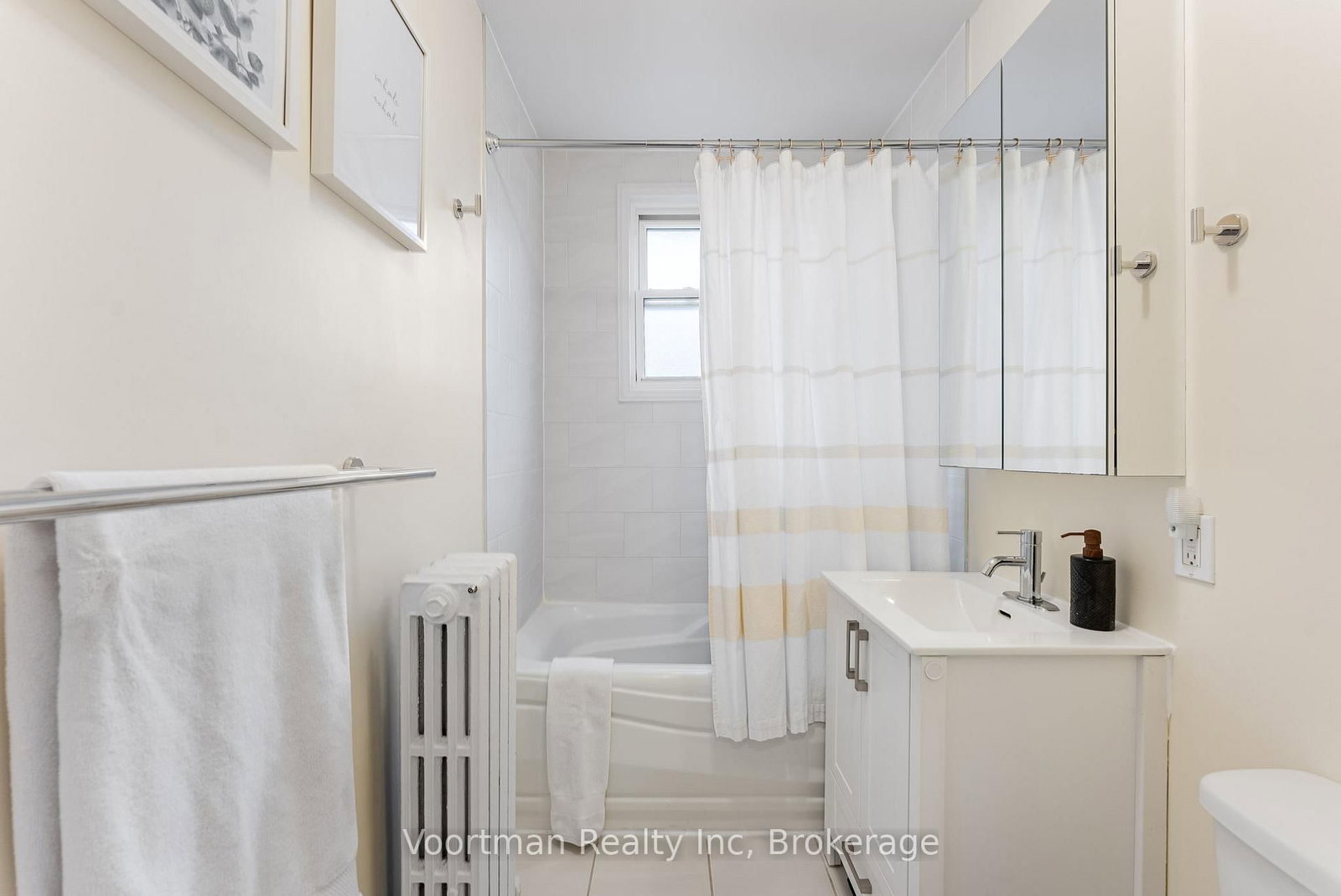 Condo for sale at 6-362 John Street, Hamilton, Ontario, L8N 2E4 - Corktown - MLS: X12742974